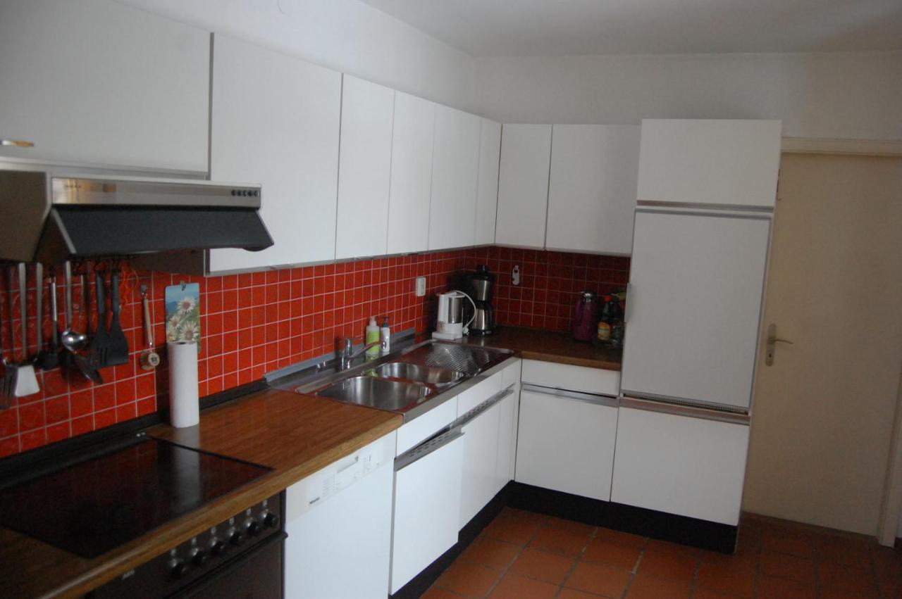 Barrierefreie 3-zi.-ferienwohnung Mit Gartenzugang In Ruhiger, Zentrumsnaher Lage * Oberammergau
